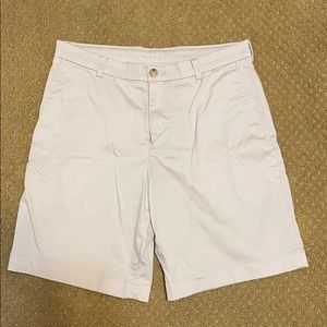 Men’s 32 Classic Fit Southern Tide Shorts